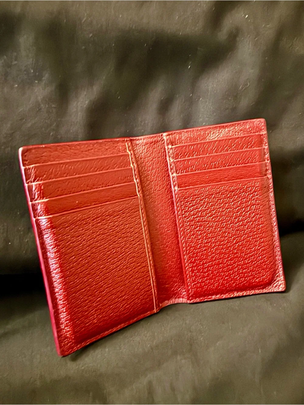 Gucci GG Supreme Beige Brown Card Case with Red Trim